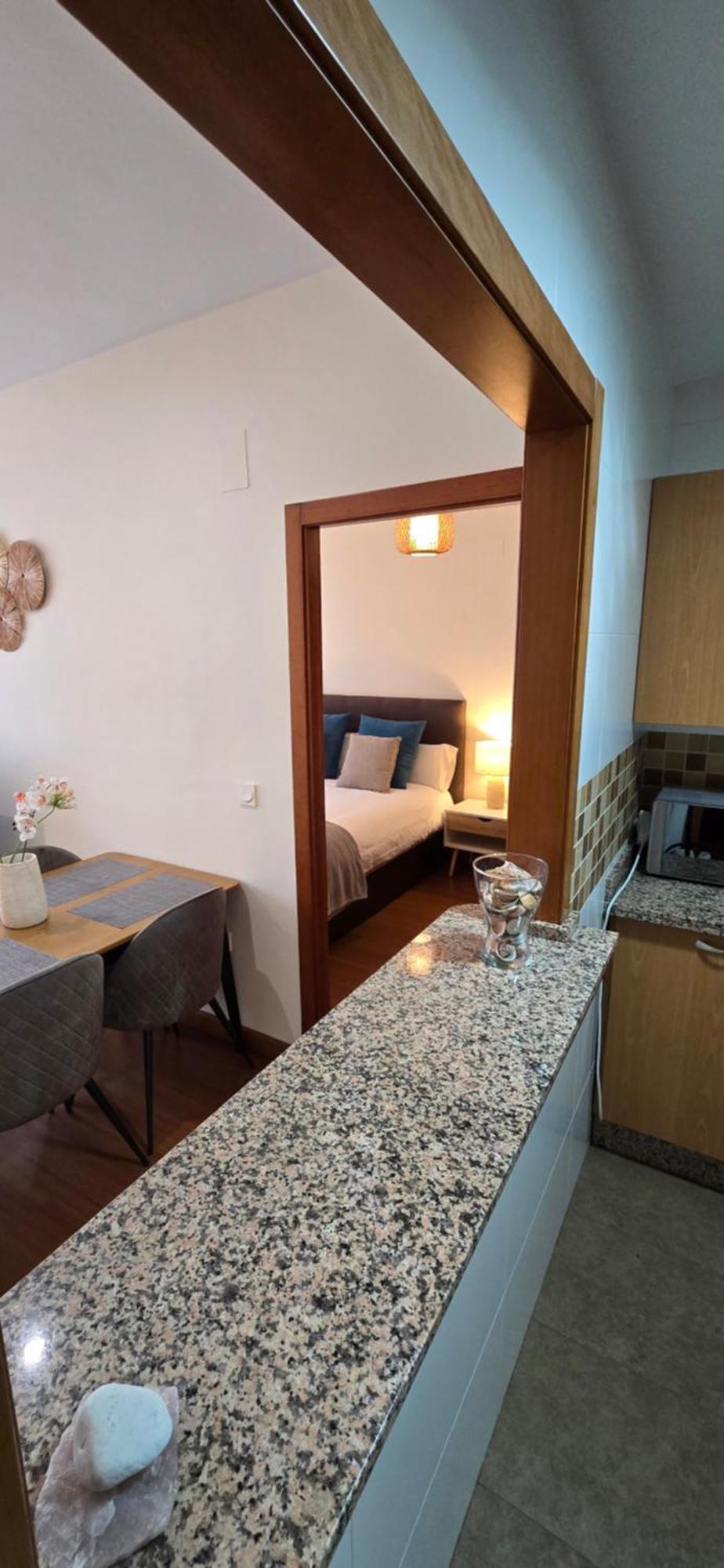 Ola Rosaleda Apartment Malaga Exterior photo